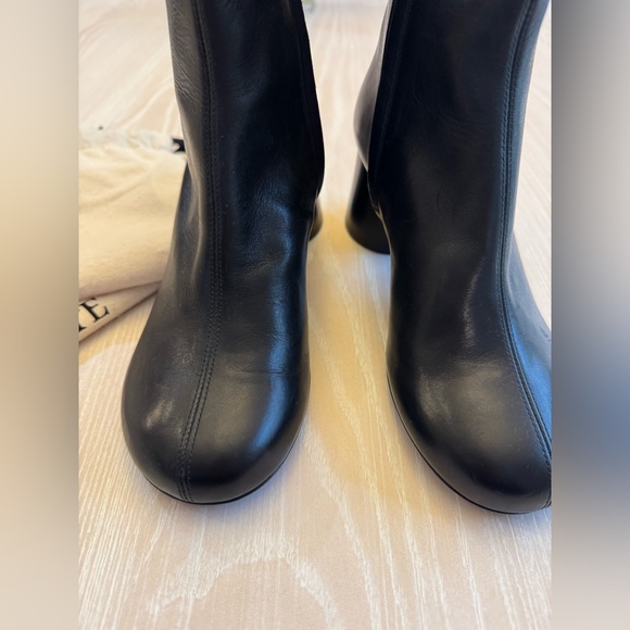 NEW KHAITE Admiral Ankle Boot Black Leather Block Heel 37 - Picture 4 of 7